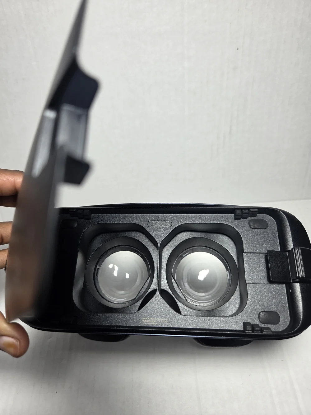 Samsung Gear VR Black Smartphone Headset Micro USB 5.7in w/ Box Strap & Cable